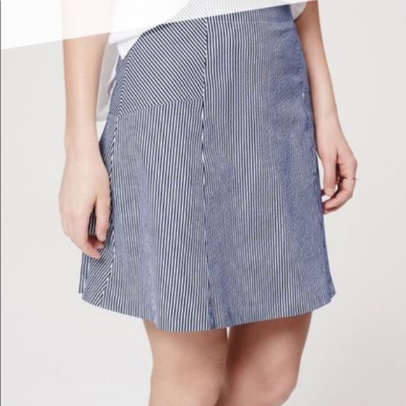 LOFT Dresses & Skirts - NWT LOFT Sz 12P dressy skirt, stripped blue, white